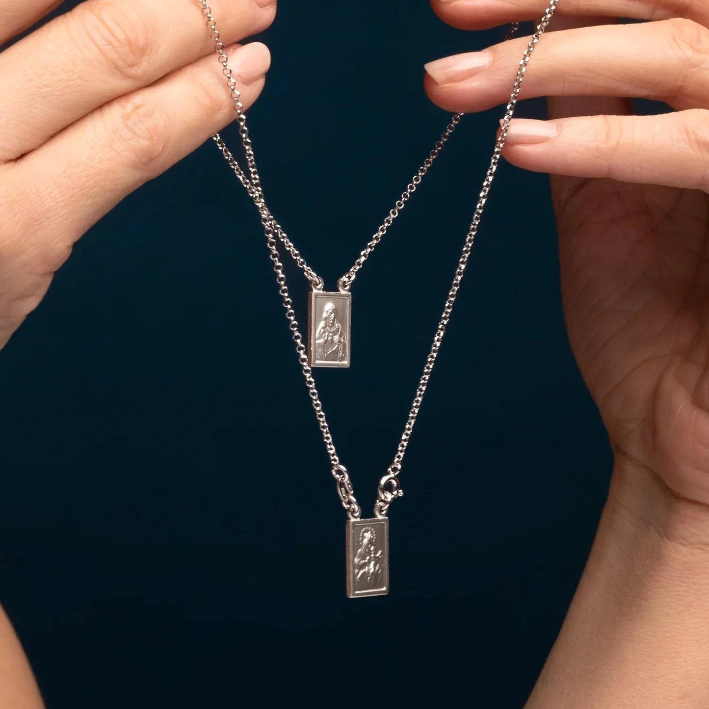 SCAPULAR NECKLACE - SILVER