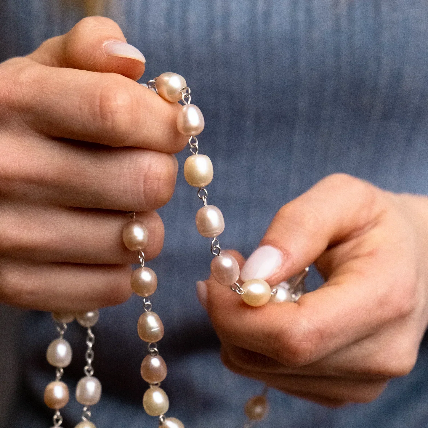 THREE-TONE PEARL ROSARY - SILVER